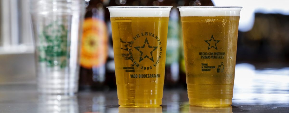 Estrella de Levante estrena sus vasos cien por cien biodegradables para festivales y eventos